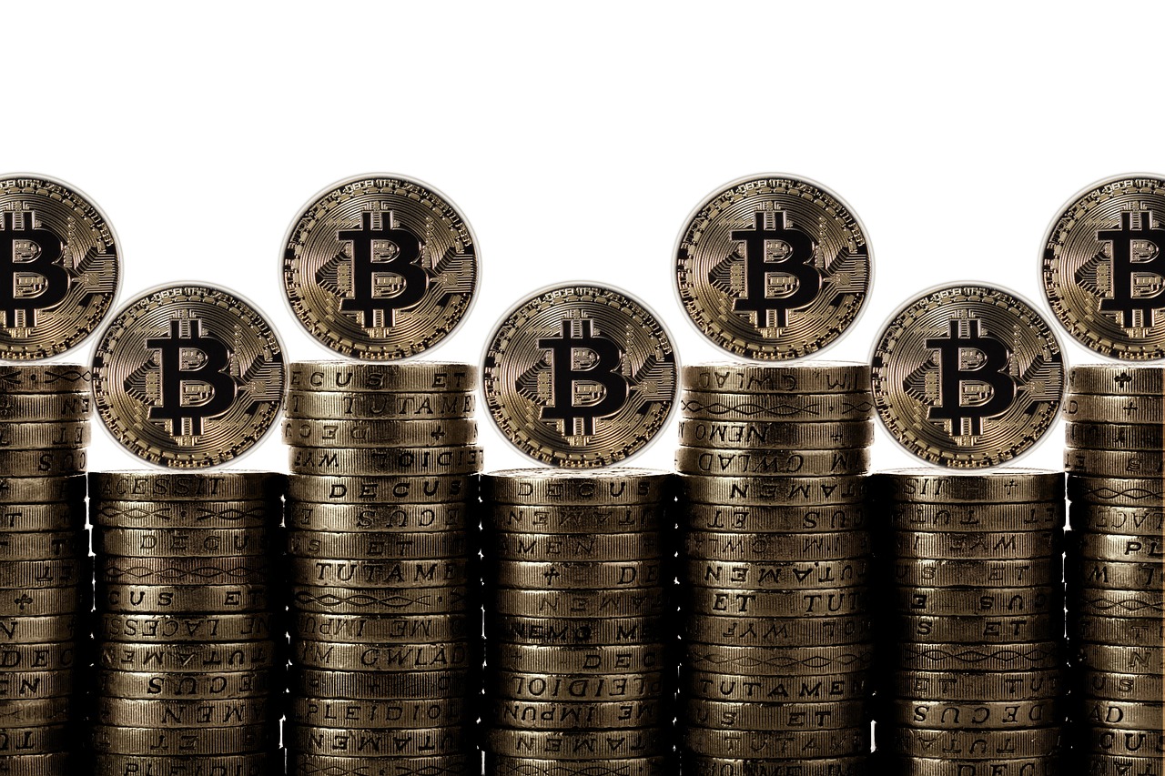 赤峰黄金，黄金行业的璀璨明珠股票分析